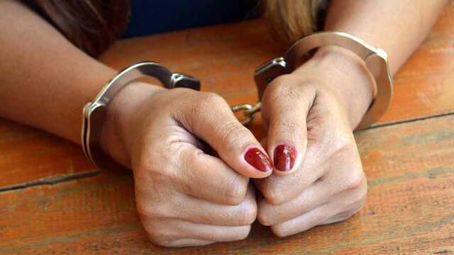Ημαθία: Συνελήφθη οικιακή βοηθός για κλοπή 43.650 ευρώ